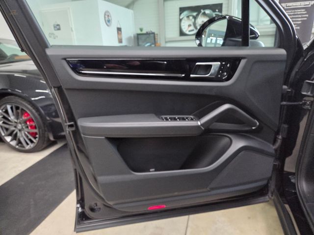 Thumbnail von Porsche Cayenne / PDLS+/ фаркоп / PASM/*475€