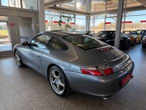 Thumbnail von Porsche 996 Carrera 2 Coupé - 6-Gg. - Erstlack - 81tkm!