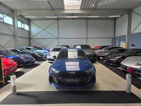Audi RS3 2.5 TFSI quattro / Matrix-LED/ Sonos/*485€