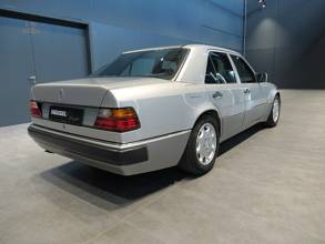 Thumbnail von 500 E (W124) *Sammlerfahrzeug*Manufactured by Porsche*