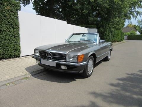 **PRODEJ SO SOUKROMOU OSOBOU** Špičkové milenecké vozidlo s kompletní technickou obnovou