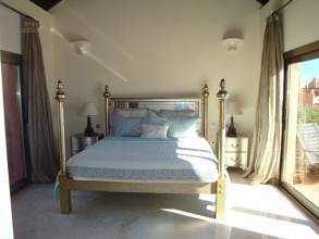 Thumbnail von Luxus-Wohnung in Los Monteros R2152969