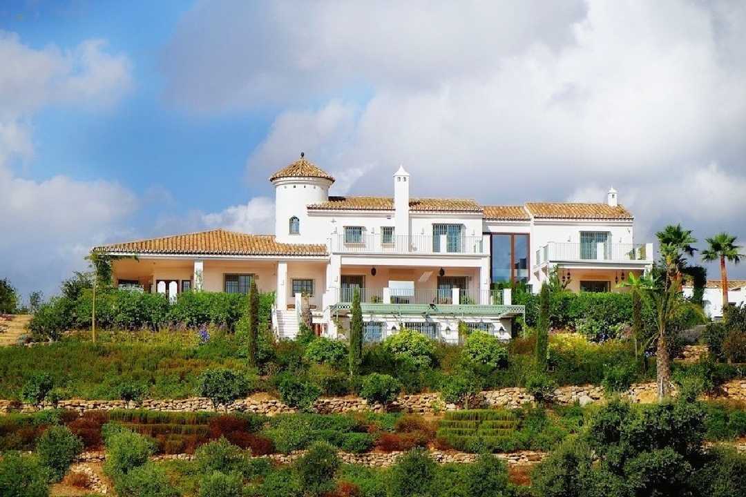 Luxus-Villa in Elviria R2042027 