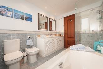 Thumbnail von Luxus-Villa in Istan R851823