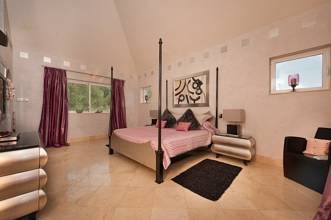 Thumbnail von Luxus-Villa in Istan R851823