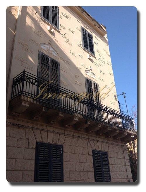 Immogold, bürgerliches Altstadt Haus in Santa Flavia