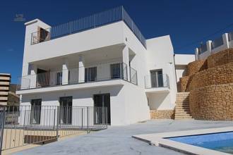 Thumbnail von ***Großzügige neuwertige Villa mit fantastischem Meerblick***