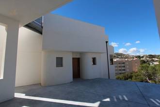 Thumbnail von ***Großzügige neuwertige Villa mit fantastischem Meerblick***