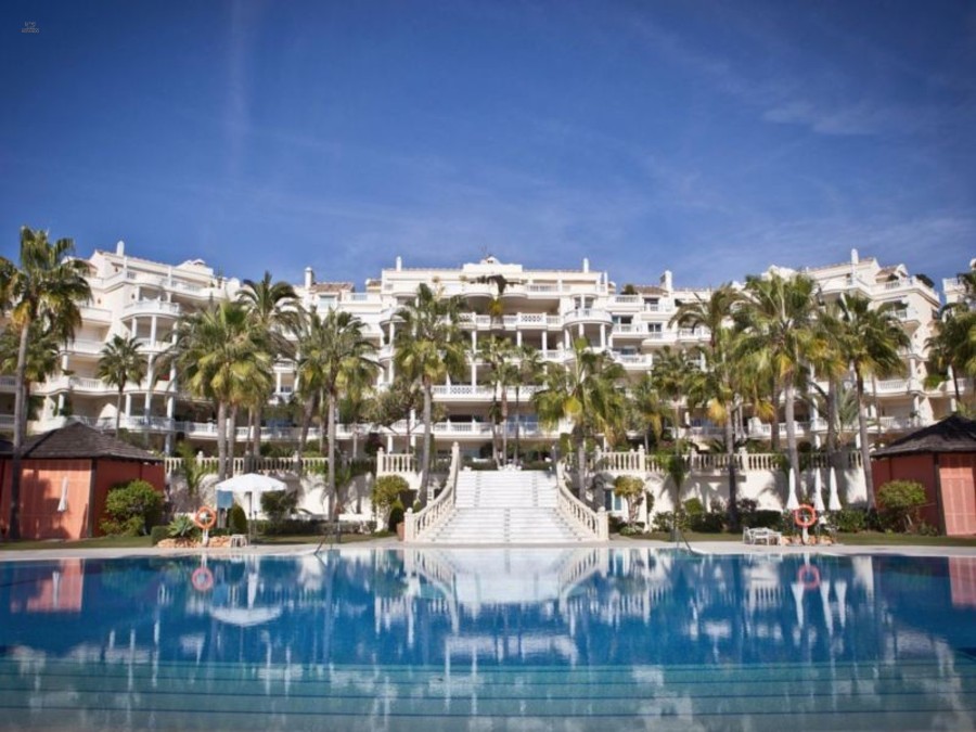 Luxus-Wohnung in New Golden Mile R2279477