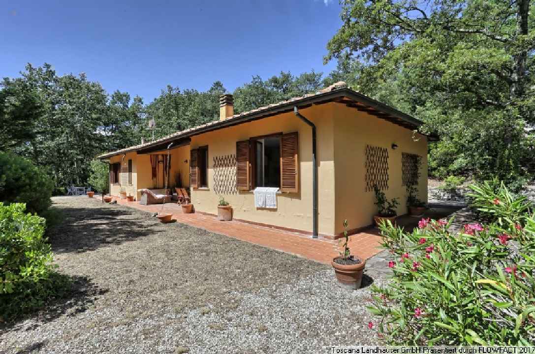 schönes Landhaus nur 15 km vom Meer in Hügellage