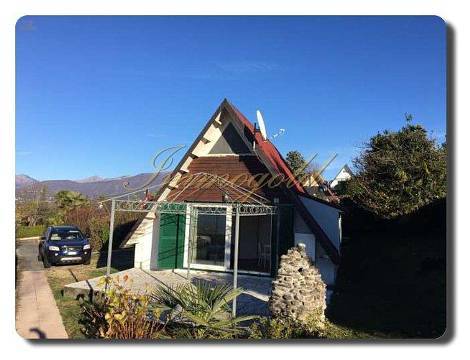 Immogold Ferienhäuschen mit schönem Grundstück