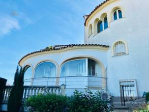 Thumbnail von immobilien-lindstedt.de / HOCHWERTIGE VILLA AM GOLFPLATZ LA SELLA! NICHT VERPASSEN!