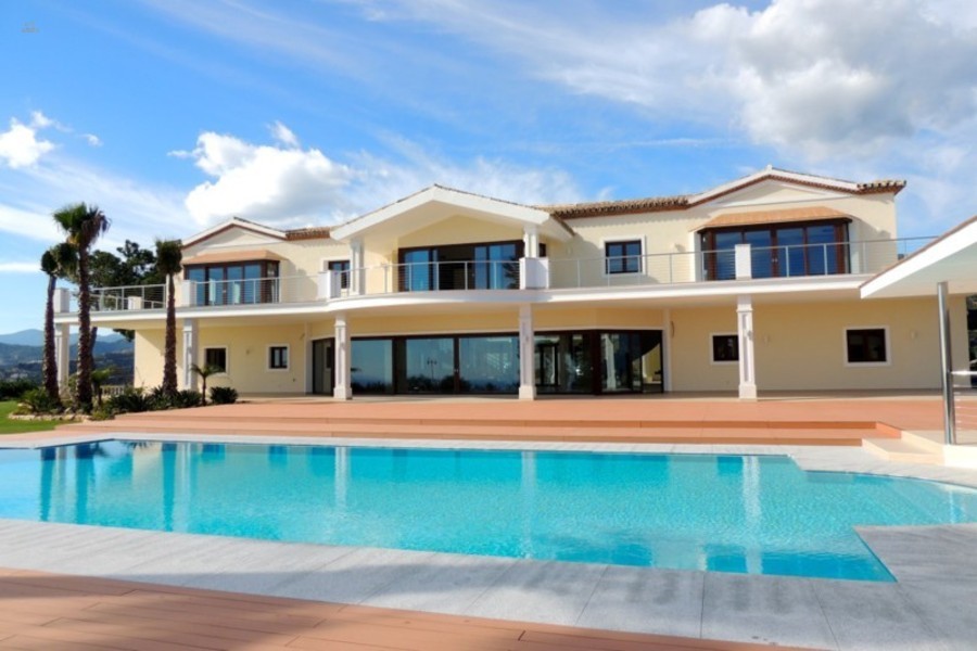 Luxus-Villa in Benahavis R2322392 