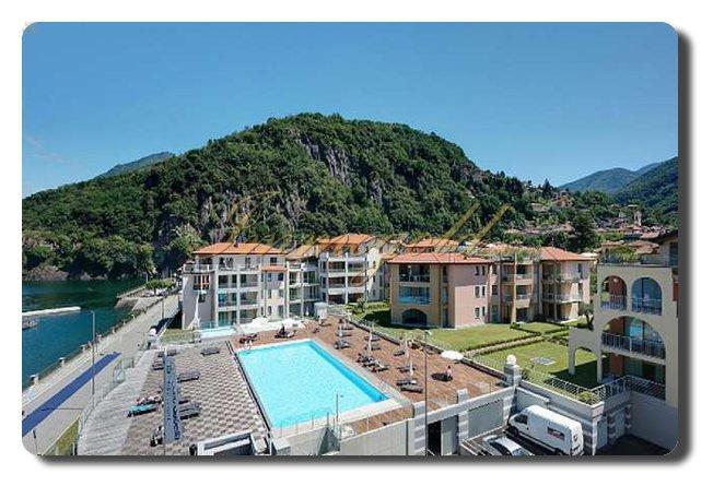 Immogold, chice drei Zimmer Wohnung mit großer Terrasse