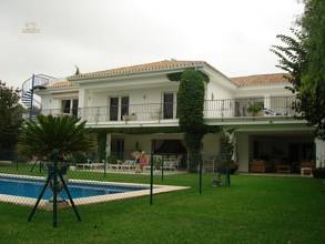 Thumbnail von Luxus-Villa in El Paraiso JRP138S