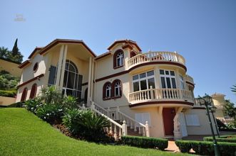 Thumbnail von Luxus-Villa in El Paraiso JRP252S