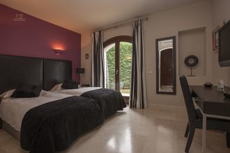 Thumbnail von Luxus-Villa in El Paraiso R2786069