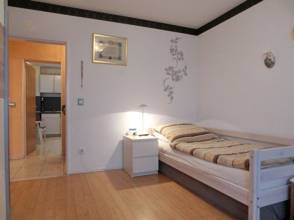 Thumbnail von ***SCHÖNE ETAGENWOHNUNG mit 2 ZIMMERN, KÜCHE, BAD, BALKON im 7.OG***