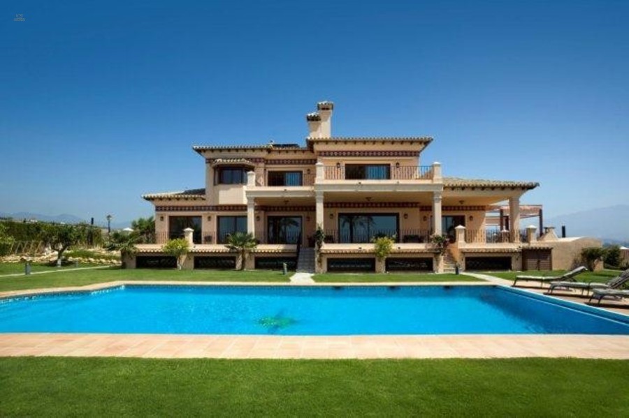 Luxus-Villa in Benahavis R2524703 