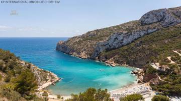 Thumbnail von ***Neubauvilla Aurora mit Pool auf riesigem Grundstück***