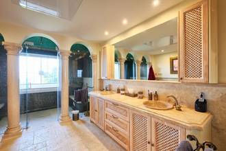 Thumbnail von ***KLASSISCHE VILLA IM GOLF PARADIES VON NUEVA ANDALUCIA***