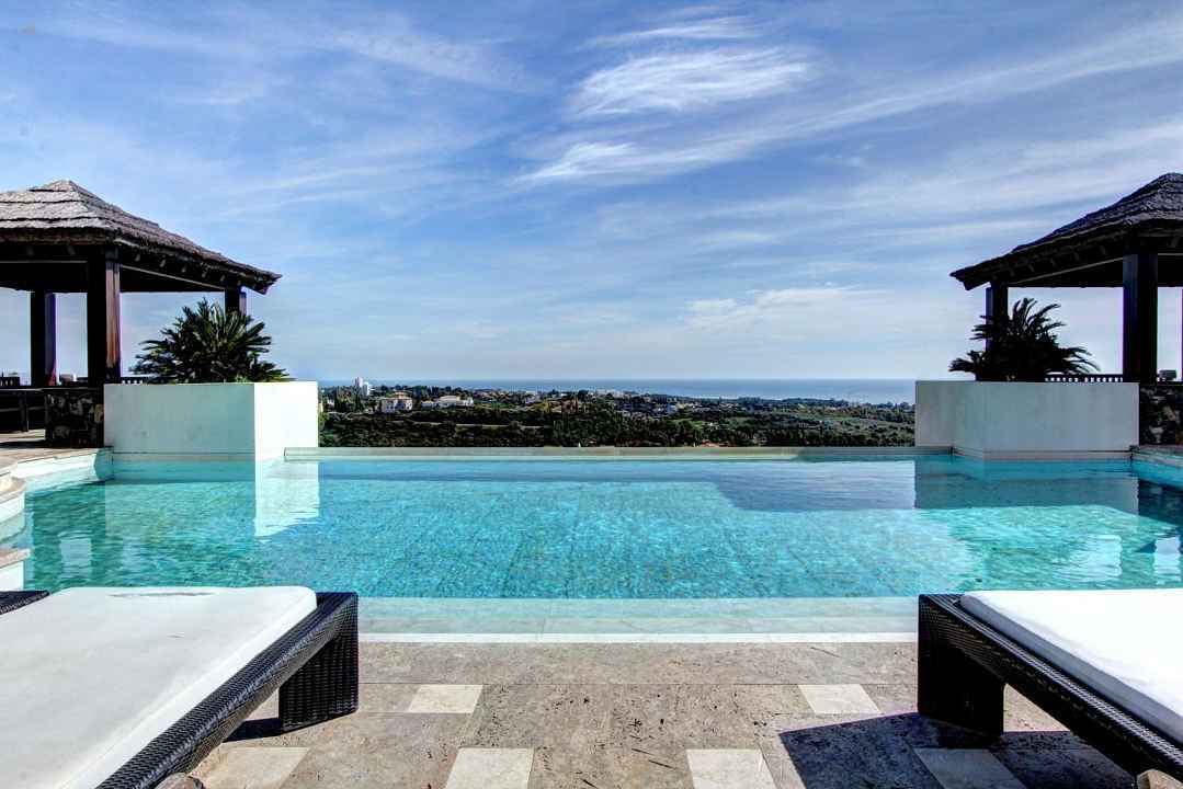 ***SCHÖNE VILLA IN LOS FLAMINGOS, BENAHAVIS***