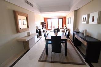 Thumbnail von ***LUXURIÖSES DUPLEX-PENTHOUSE IN ERSTER STRANDLINIE VON MAR AZUL IN ESTEPONA***