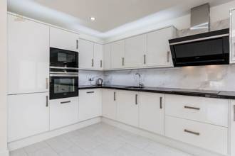 Thumbnail von ***WOHNUNG AN DER GOLDENEN MEILE IN MARBELLA IN TOP-LAGE***