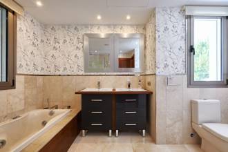 Thumbnail von ***NEUBAU-VILLA IN HACIENDA LAS CHAPAS IN MARBELLA***