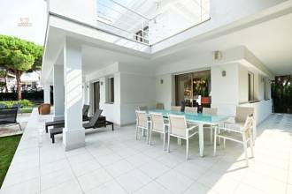 Thumbnail von ***NEUBAU-VILLA IN HACIENDA LAS CHAPAS IN MARBELLA***