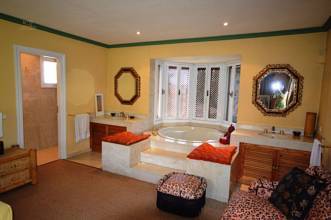 Thumbnail von ***TRAUMHAFTE VILLA IN DER GOLDENEN MEILE IN MARBELLA***