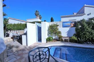 Thumbnail von ***Entzückende kleine Villa mit Pool - 2 SZ, 2 BZ, nur 300 m vom Strand***