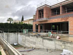 Thumbnail von ***VILLA IM ROHBAUSTATUS ZU AN DER STRAND URBANSIATION AN DER GOLDENEN MEILE IN MARBELLA***