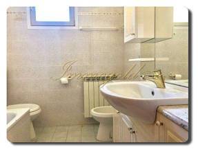 Thumbnail von Immogold schönes Reiheneckhaus in sonniger Lage mit Traumblick auf den Luganer See.