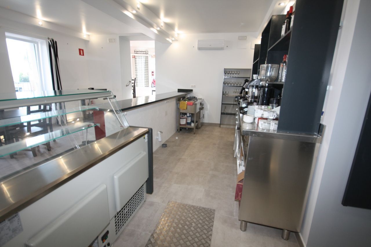 Thumbnail von ***Neuwertiges Restaurant mit eigener Wohnung in guter Lage von Denia***