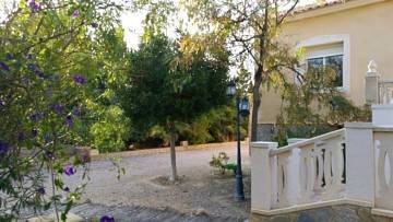 Thumbnail von ***Gepflegte Villa mit 178 m² und einem ausbaufährigem Untergeschoss von 170 m² im Raum Muchamiel mit Bergpanoramablick***