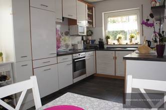 Thumbnail von immobilien-lindstedt.de / LIEBLINGSGARTEN, LIEBLINGSLAGE, LIEBLINGSHAUS! HIER IN ERBES-BÜDESHEIM!