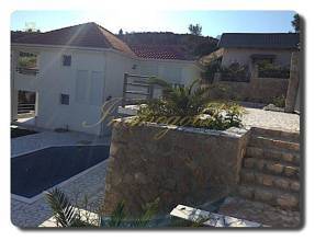 Thumbnail von Neubau in toller Lage mit Meerblick und Pool