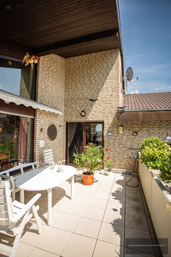 Thumbnail von immobilien-lindstedt.de / PANORAMABLICK BIS ZUR GERMANIA GEFÄLLIG IN GAU-ALGESHEIM?