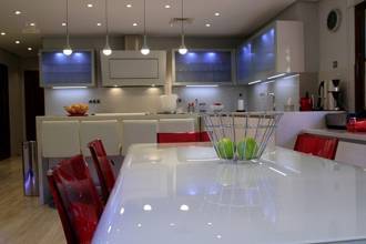 Thumbnail von Luxus-Villa in Sierra Blanca R2804303