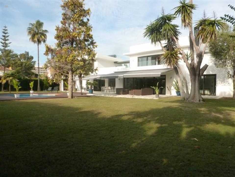 Luxus-Villa in Guadalmina Baja R2552909 