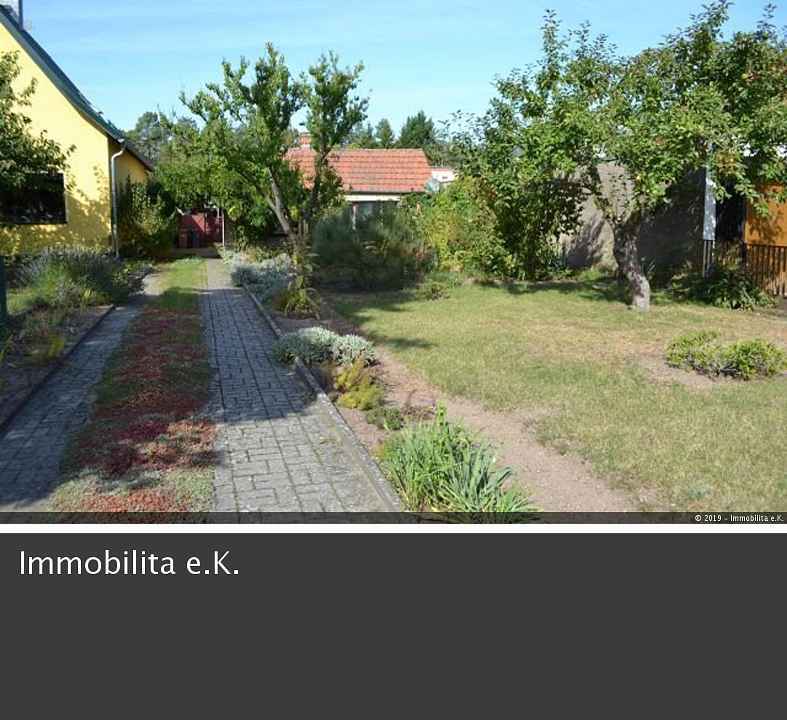 Baugrundstück mit kleinem Häuschen