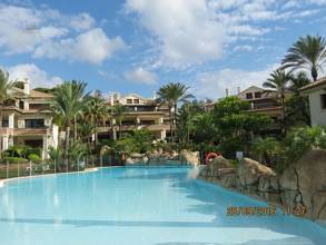 Thumbnail von Luxus-Wohnung in Los Monteros R2793497