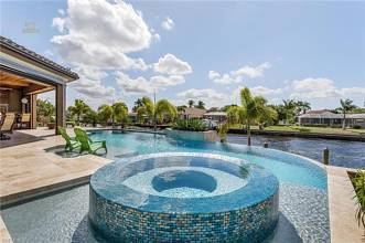 Thumbnail von 2204 SE 32nd Street