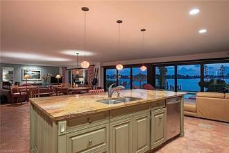 Thumbnail von 1555 Dolphin Lane