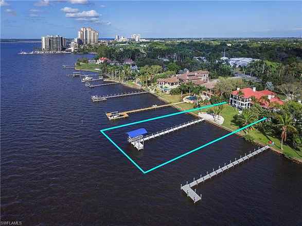 2490 McGregor Boulevard