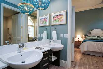 Thumbnail von 2490 McGregor Boulevard