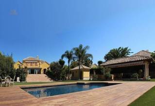 Thumbnail von Luxus-Villa in El Paraiso R2811116