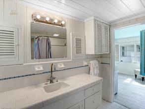 Thumbnail von 4280 Estero Boulevard