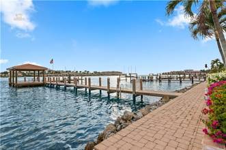 Thumbnail von 30 E Pelican Street